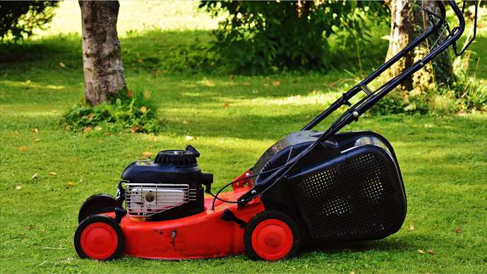 Schlüsselfertiger Gartenmaschinen Mega Store