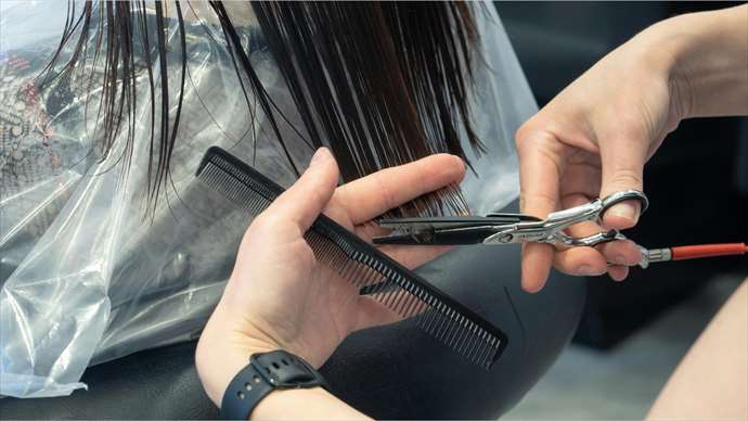 Coiffeursalon, klein aber fein, in Top Lage (Region Basel) zu übernehmen