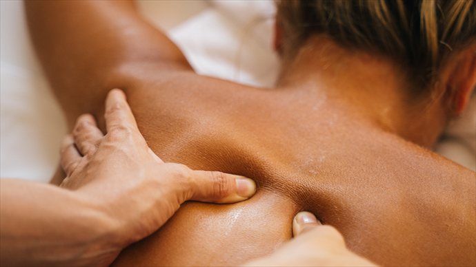 Etablierte Massagepraxis in sehr guter Lage in Zürich zu übergeben